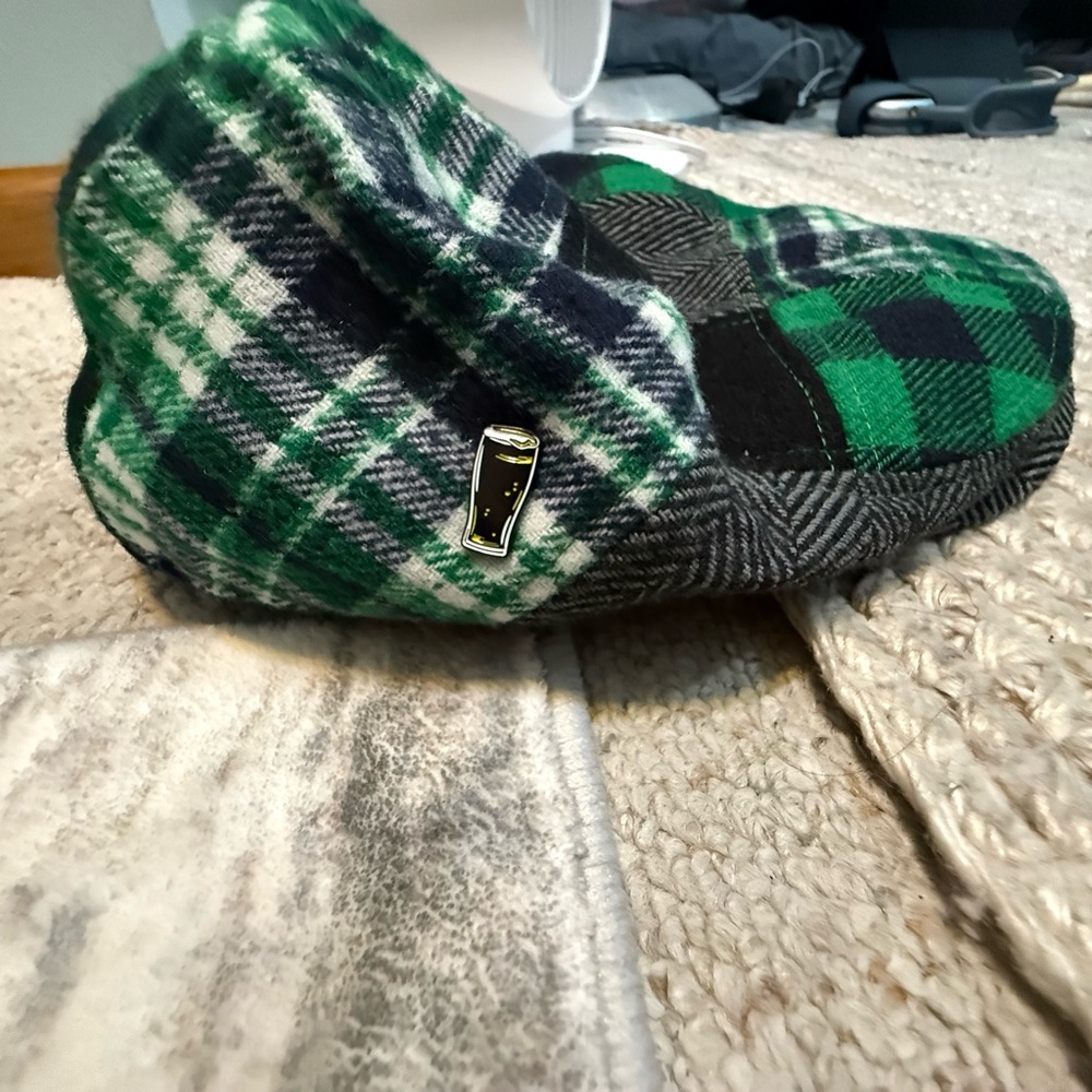 Green Plaid Men's Hat - Picture 4 of 5